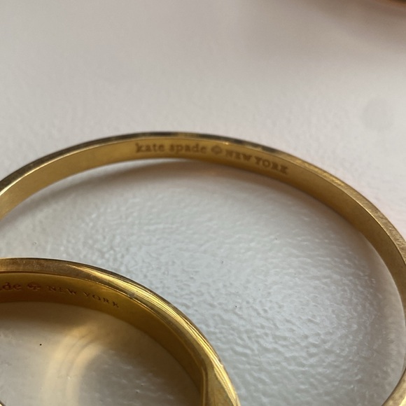 Lot of 3 Kate Spade enamel bracelets - Picture 3 of 3